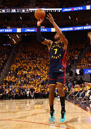 NBA: Playoffs-Houston Rockets at Golden State Warriors
