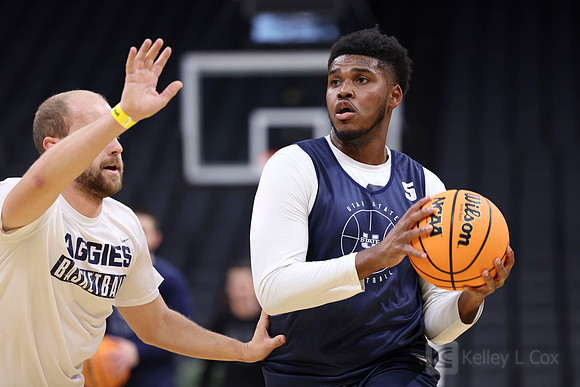 NCAA Basketball: NCAA Tournament First Round Sacramento Practice