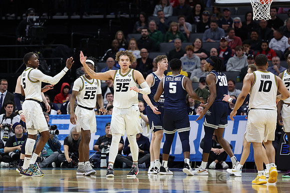 NCAA Basketball: NCAA Tournament First Round-Utah State vs Missouri