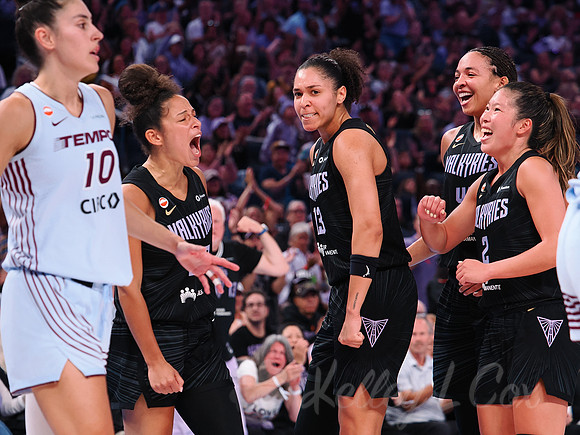 WNBA: Toronto Tempo at Golden State Valkyries