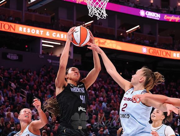 WNBA: Toronto Tempo at Golden State Valkyries