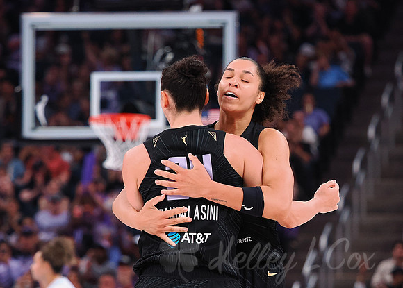 WNBA: Toronto Tempo at Golden State Valkyries