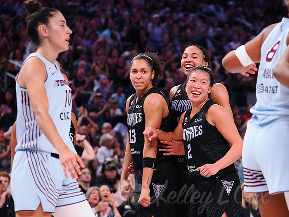 WNBA: Toronto Tempo at Golden State Valkyries