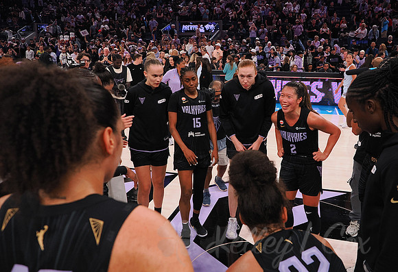 WNBA: Toronto Tempo at Golden State Valkyries