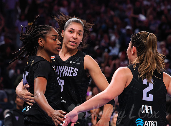 WNBA: Toronto Tempo at Golden State Valkyries