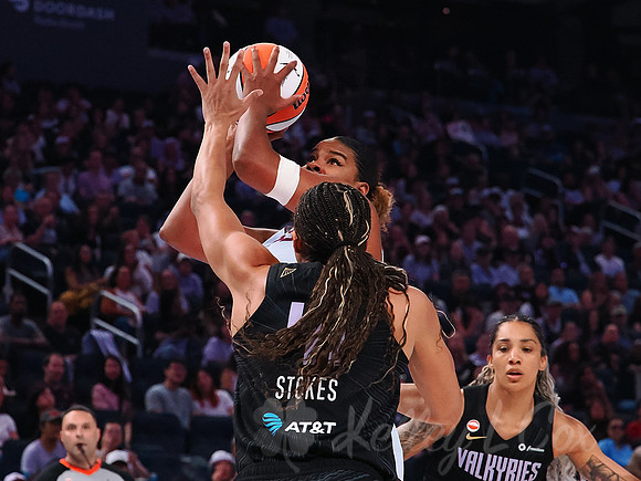 WNBA: Toronto Tempo at Golden State Valkyries
