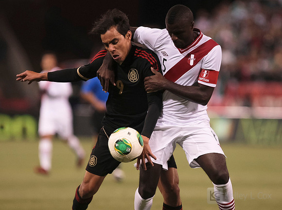 Soccer: Friendly-Mexico vs Peru