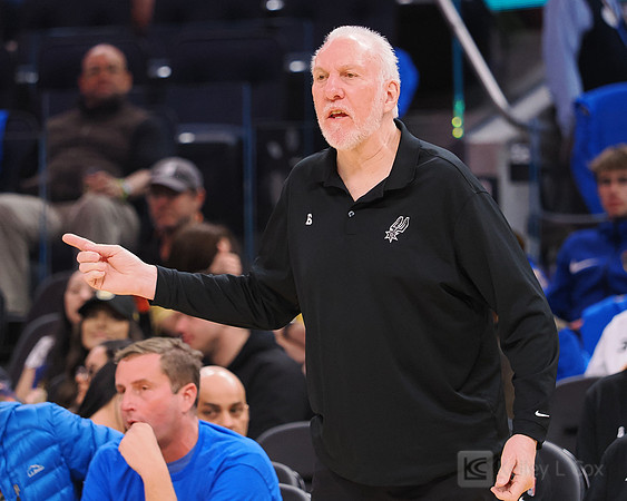NBA: San Antonio Spurs at Golden State Warriors