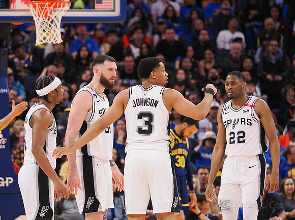 NBA: San Antonio Spurs at Golden State Warriors