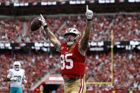 Dolphins 49ers Football