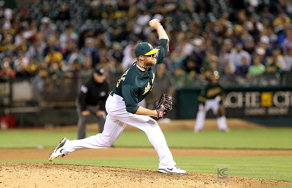 MLB: Cincinnati Reds at Oakland Athletics