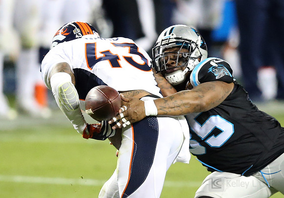 NFL: Super Bowl 50-Carolina Panthers vs Denver Broncos