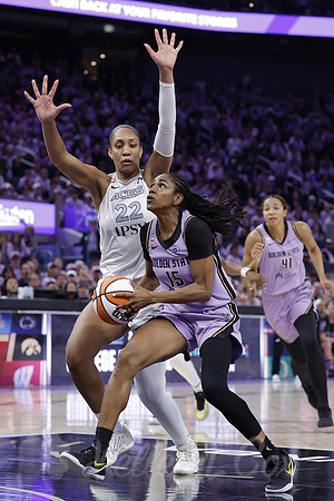 WNBA: Playoffs-Las Vegas Aces at Golden State Valkyries