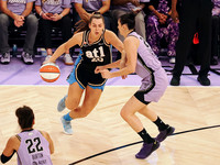 WNBA: Finals-Atlanta Dream at Golden State Valkyries
