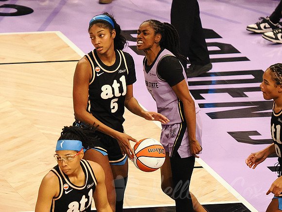 WNBA: Finals-Atlanta Dream at Golden State Valkyries