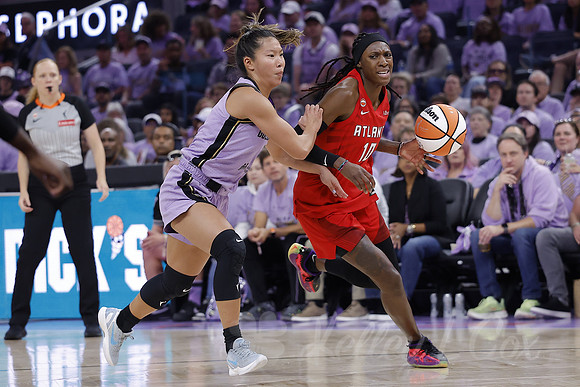 WNBA: Finals-Atlanta Dream at Golden State Valkyries