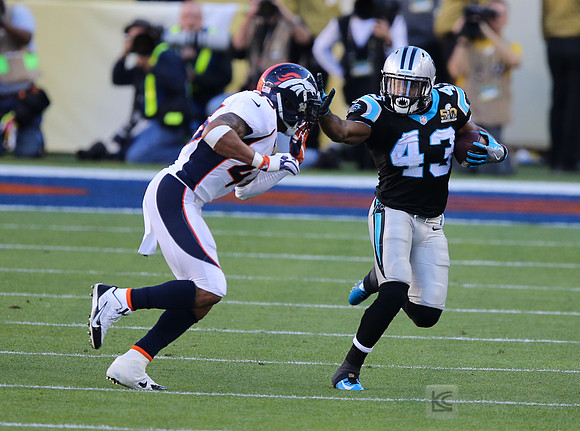 NFL: Super Bowl 50-Carolina Panthers vs Denver Broncos