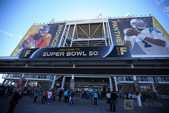 NFL: Super Bowl 50-Carolina Panthers vs Denver Broncos