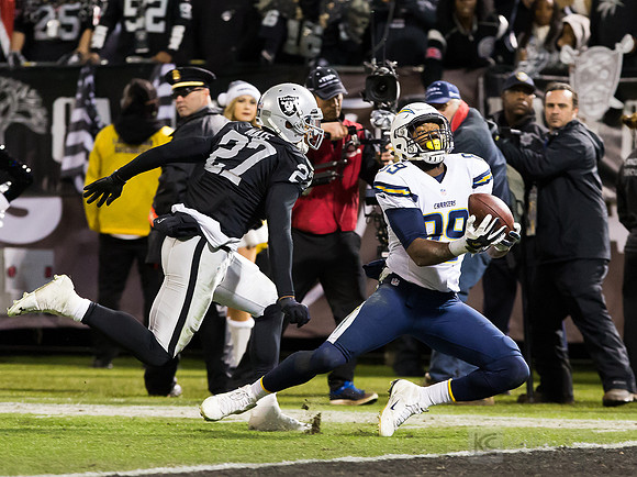 NFL: San Diego Chargers at Oakland Raiders