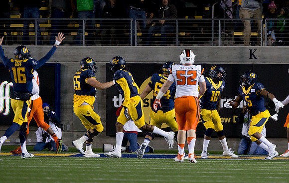 NCAA Football: Oregon State at California