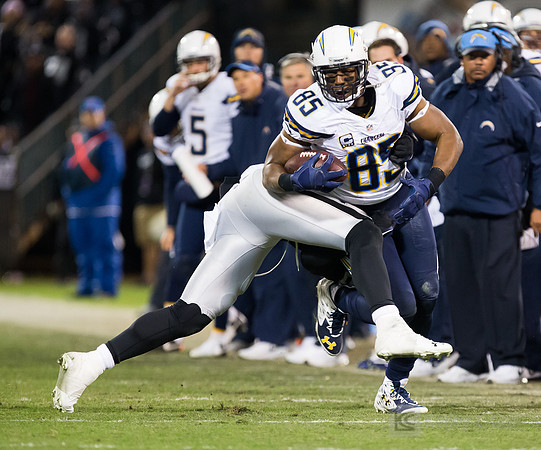 NFL: San Diego Chargers at Oakland Raiders