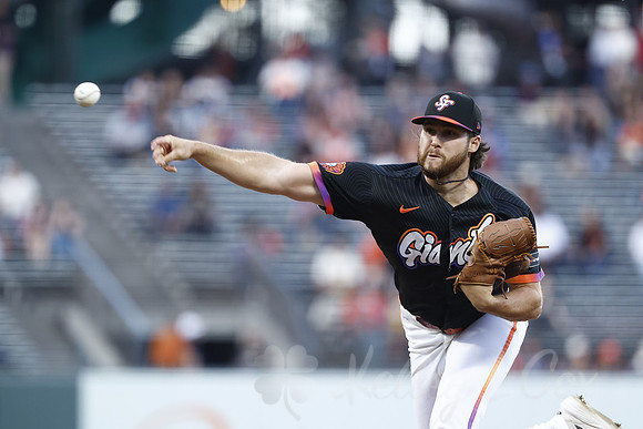 San Francisco Giants starting pitcher Landen Roupp (65)