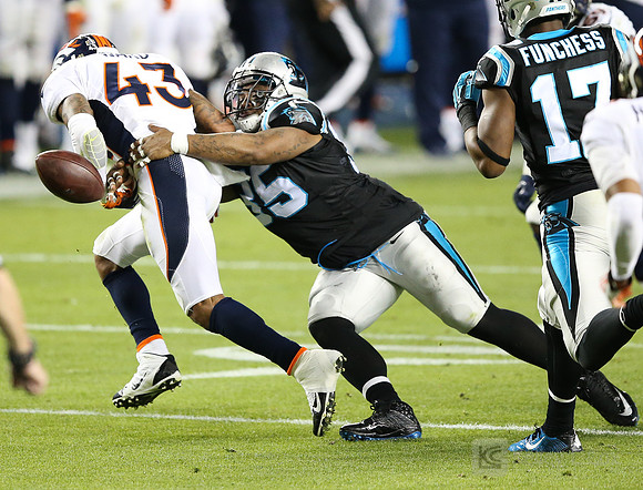 NFL: Super Bowl 50-Carolina Panthers vs Denver Broncos