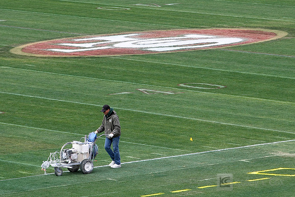 NFL: San Francisco 49ers-Field Preparations