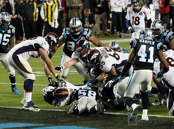 NFL: Super Bowl 50-Carolina Panthers vs Denver Broncos
