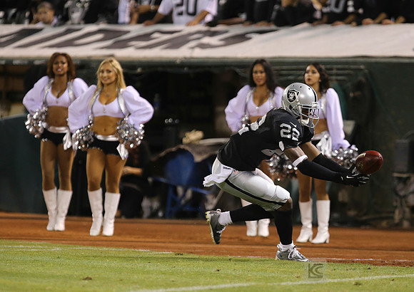NFL: Preseason-Chicago Bears at Oakland Raiders
