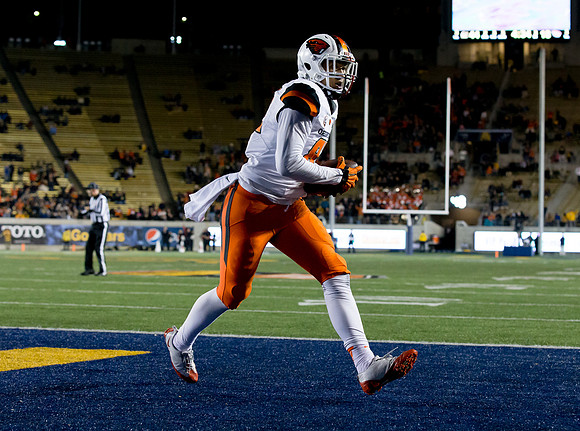 NCAA Football: Oregon State at California