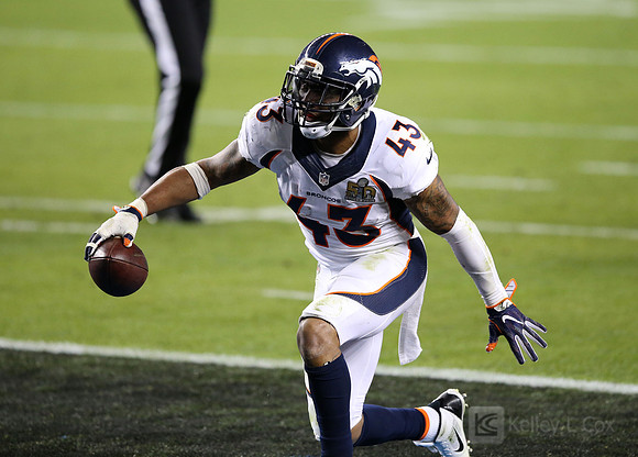 NFL: Super Bowl 50-Carolina Panthers vs Denver Broncos