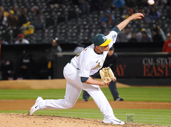 MLB: Cincinnati Reds at Oakland Athletics