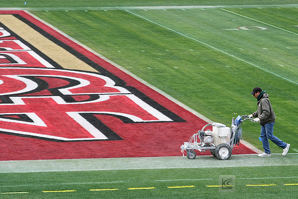 NFL: San Francisco 49ers-Field Preparations