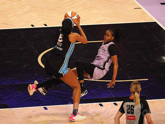 WNBA: Finals-Atlanta Dream at Golden State Valkyries