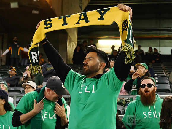 MLB: Cincinnati Reds at Oakland Athletics