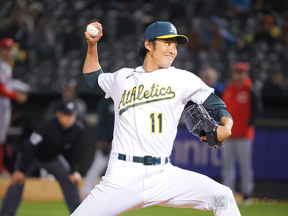 MLB: Cincinnati Reds at Oakland Athletics
