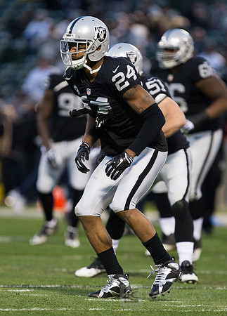 NFL: San Diego Chargers at Oakland Raiders
