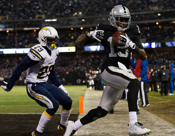 NFL: San Diego Chargers at Oakland Raiders