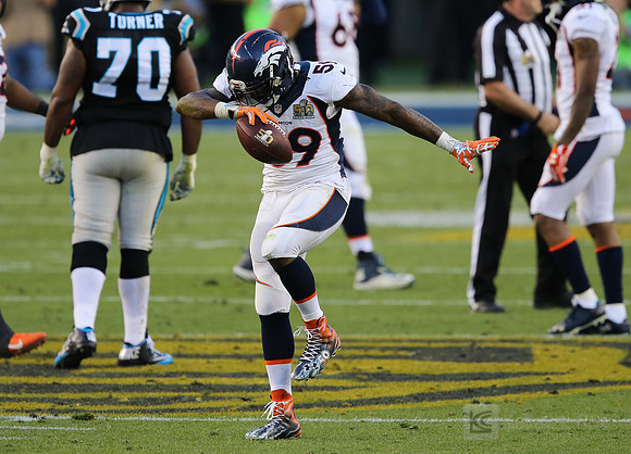 NFL: Super Bowl 50-Carolina Panthers vs Denver Broncos