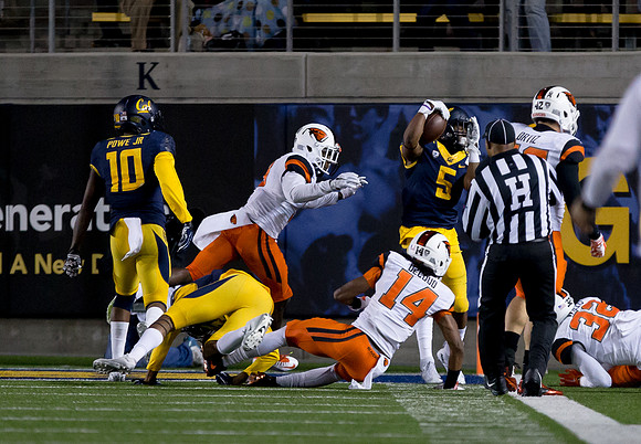 NCAA Football: Oregon State at California