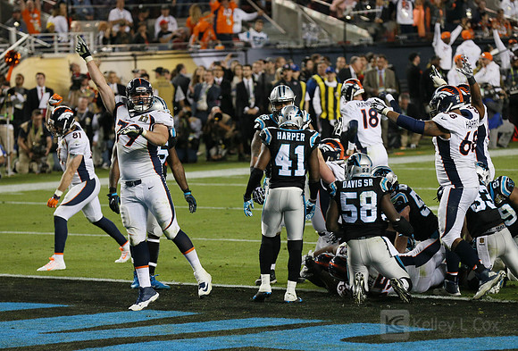 NFL: Super Bowl 50-Carolina Panthers vs Denver Broncos