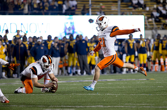 NCAA Football: Oregon State at California
