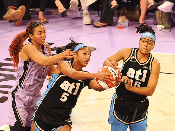 WNBA: Finals-Atlanta Dream at Golden State Valkyries