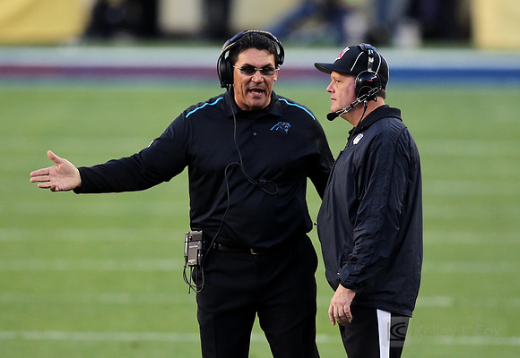 NFL: Super Bowl 50-Carolina Panthers vs Denver Broncos