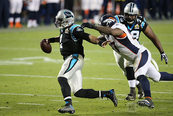 NFL: Super Bowl 50-Carolina Panthers vs Denver Broncos