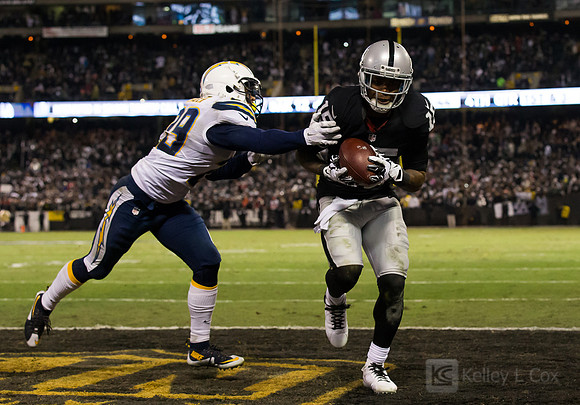 NFL: San Diego Chargers at Oakland Raiders