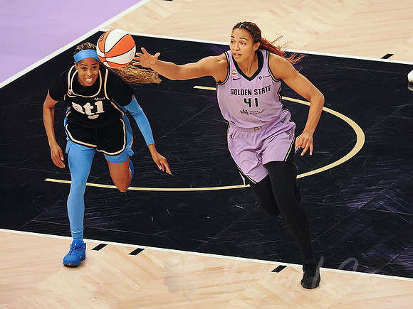 WNBA: Finals-Atlanta Dream at Golden State Valkyries