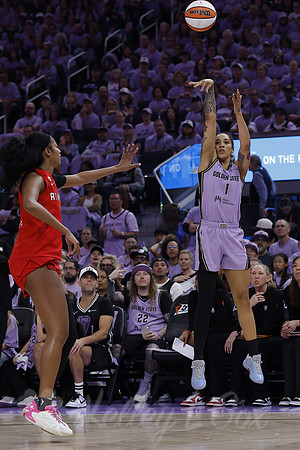 WNBA: Finals-Atlanta Dream at Golden State Valkyries