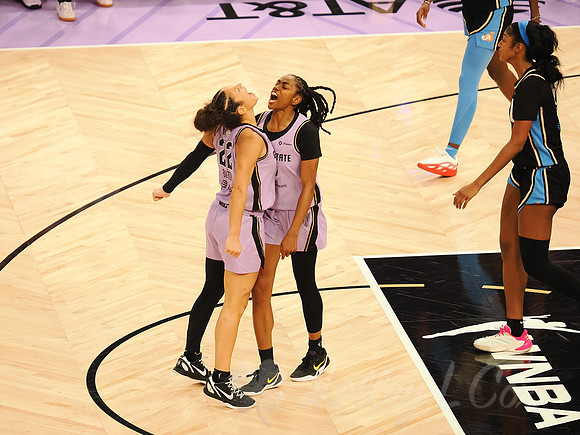 WNBA: Finals-Atlanta Dream at Golden State Valkyries